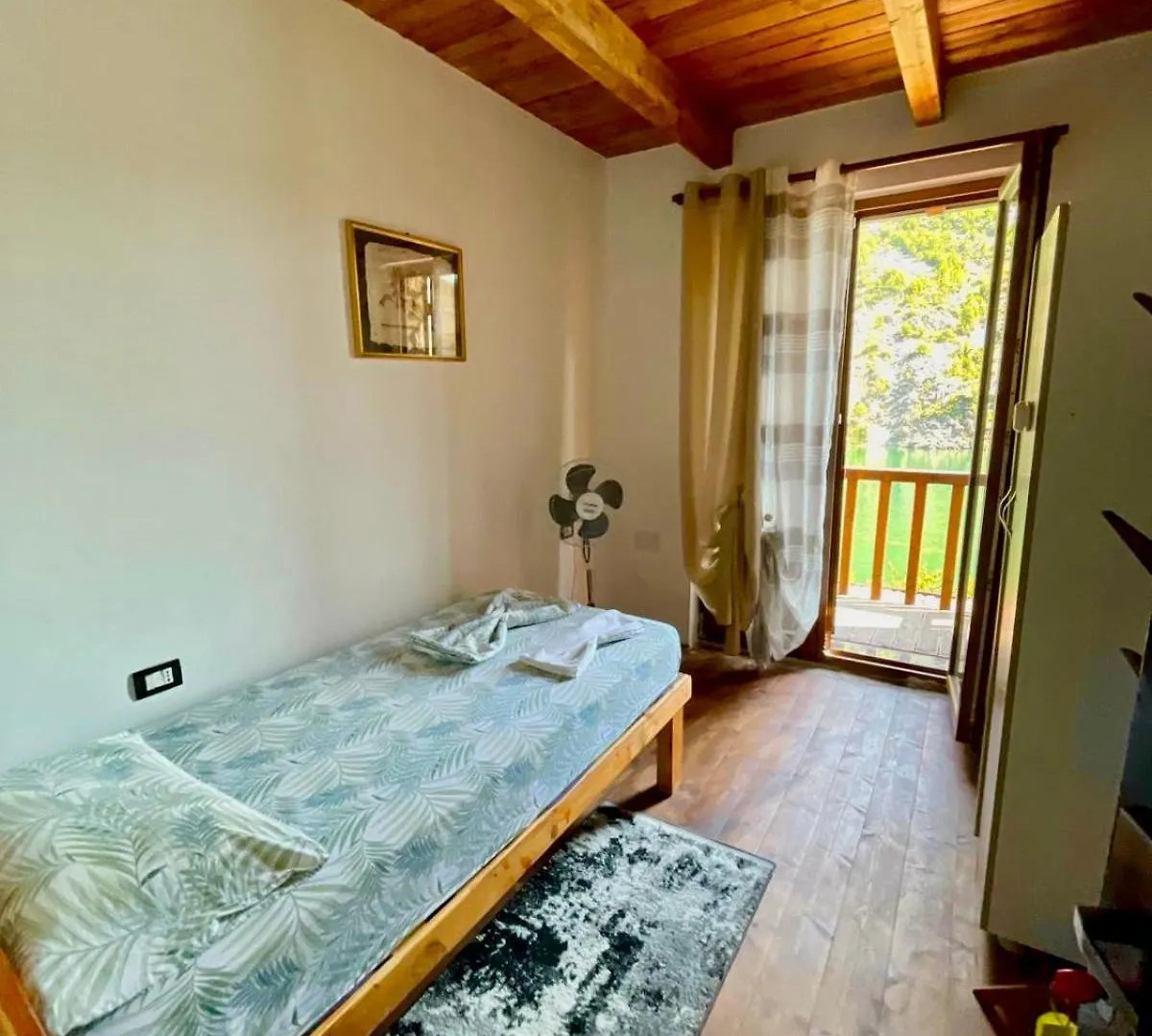 Guest House Aprripe Guri Firza