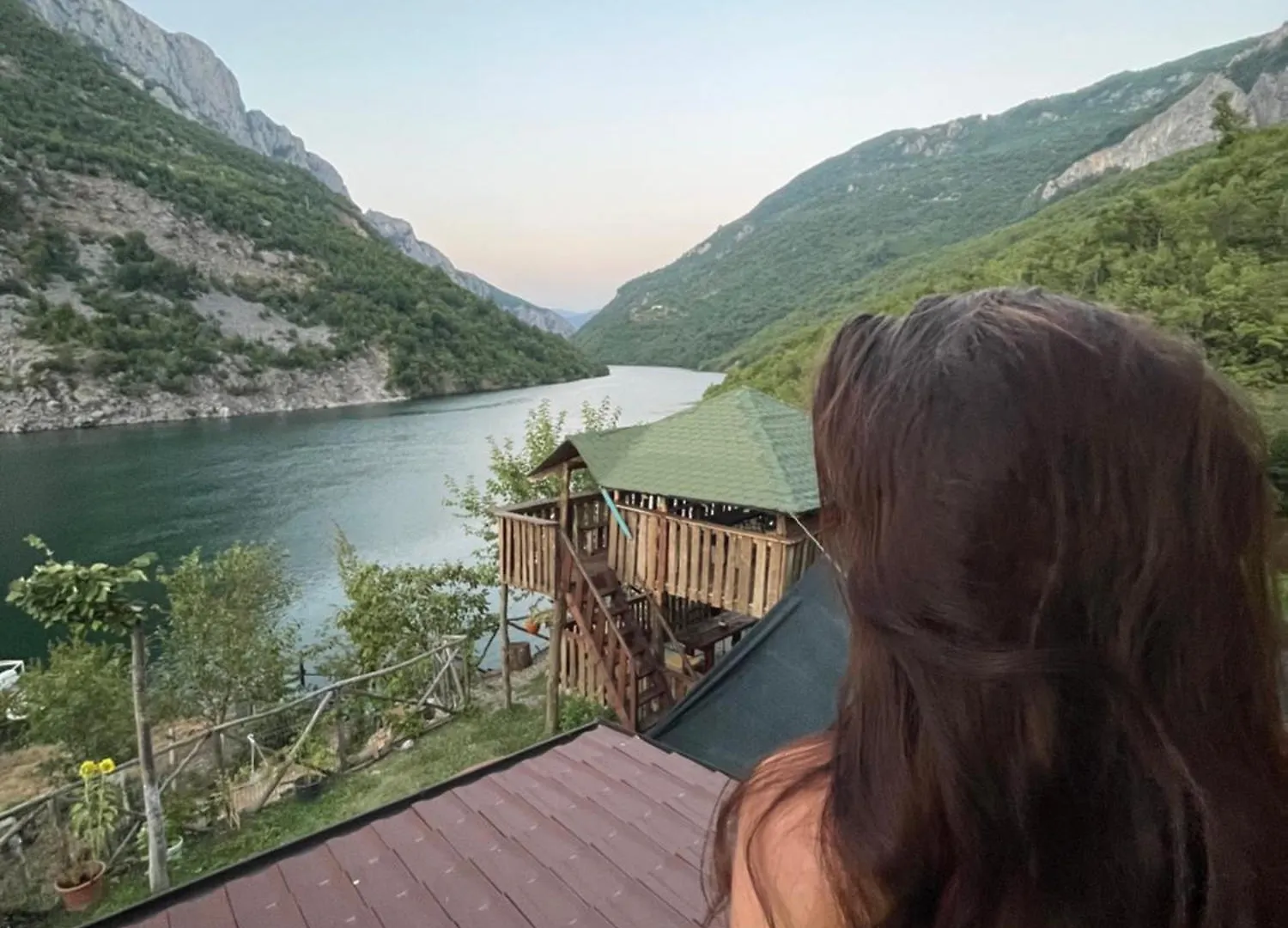 Guest House Aprripe Guri Fierza Albania